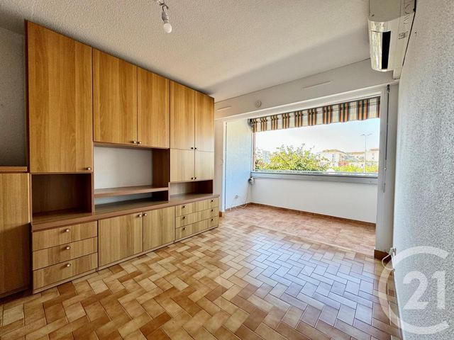 Appartement T2 à vendre - 2 pièces - 34.4 m2 - LE LAVANDOU - 83 - PROVENCE-ALPES-COTE-D-AZUR - Century 21 Net-Immo Agency