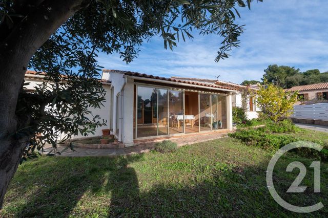 maison à vendre - 4 pièces - 121.17 m2 - BORMES LES MIMOSAS - 83 - PROVENCE-ALPES-COTE-D-AZUR - Century 21 Net-Immo Agency